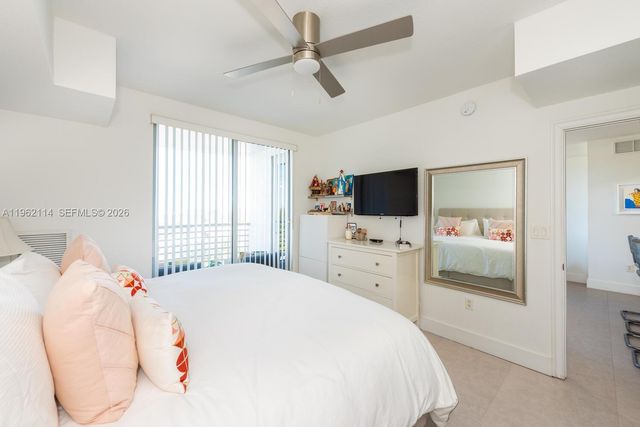 1830 Radius Drive 709, Hollywood, FL 33020