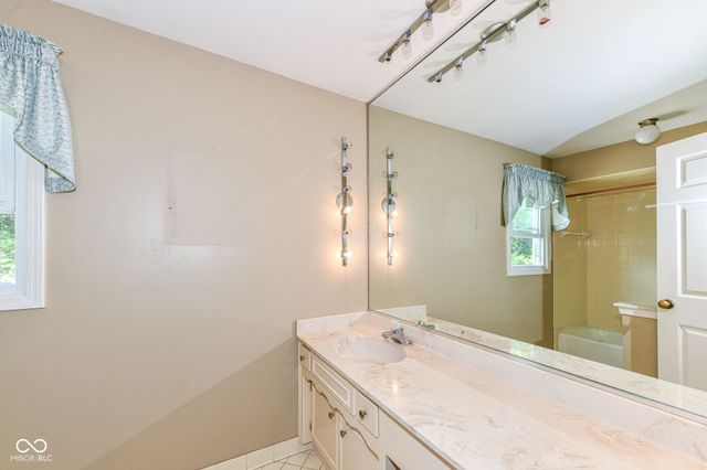 12223 Castle Court, Carmel, IN 46033
