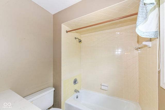 12223 Castle Court, Carmel, IN 46033