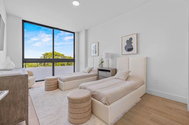 305 Briny Avenue 301, Pompano Beach, FL 33062