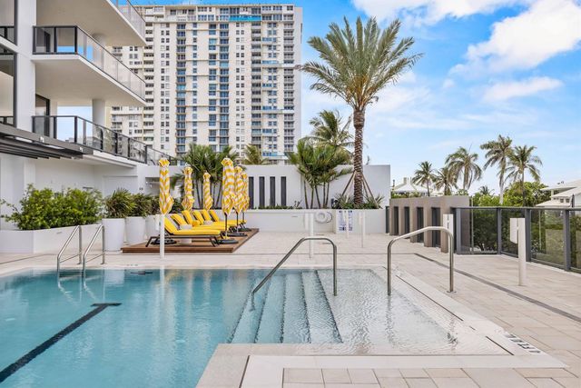 305 Briny Avenue 301, Pompano Beach, FL 33062