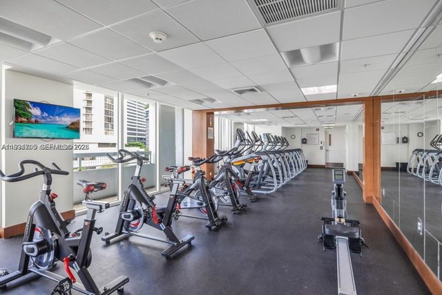 41 SE 5th St 1306, Miami, FL 33131