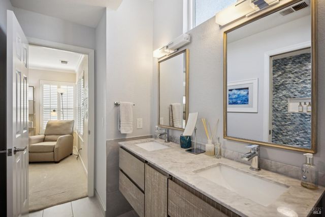 35 Princeville Ct, Petaluma, CA 94954