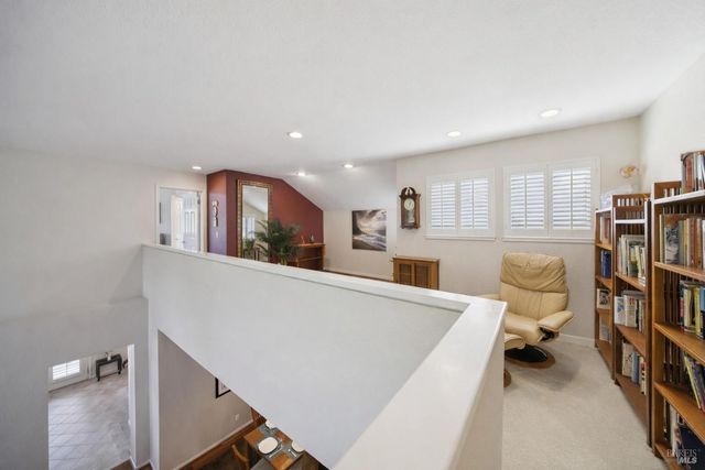 35 Princeville Ct, Petaluma, CA 94954