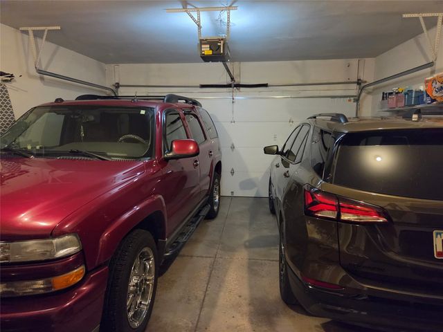 10531 Hickory Drive 1, Urbandale, IA 50322