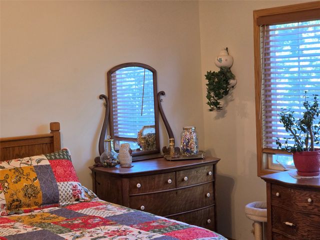 10531 Hickory Drive 1, Urbandale, IA 50322