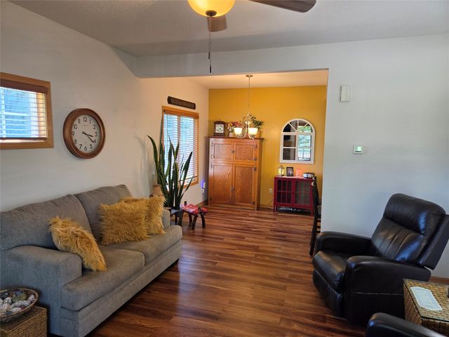 10531 Hickory Drive 1, Urbandale, IA 50322