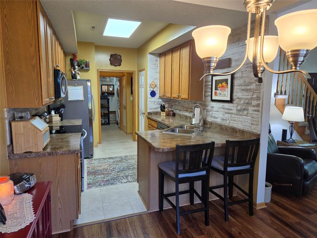 10531 Hickory Drive 1, Urbandale, IA 50322