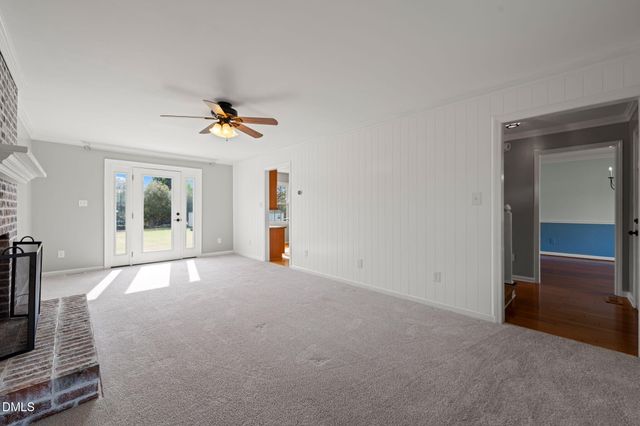 5513 Dunallie Drive, Fuquay Varina, NC 27526