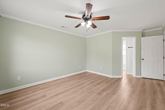 5513 Dunallie Drive, Fuquay Varina, NC 27526