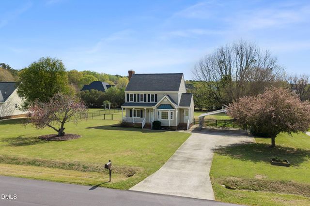 5513 Dunallie Drive, Fuquay Varina, NC 27526