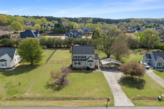 5513 Dunallie Drive, Fuquay Varina, NC 27526