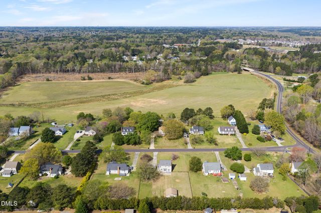 5513 Dunallie Drive, Fuquay Varina, NC 27526