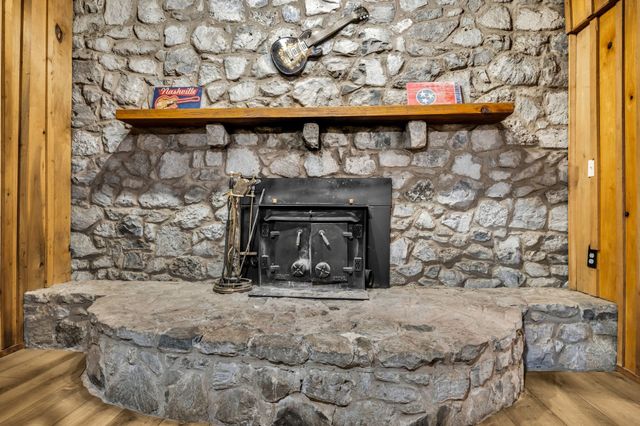 150 Humpty Dumpty Rd, White Bluff, TN 37187