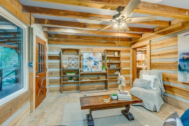 150 Humpty Dumpty Rd, White Bluff, TN 37187