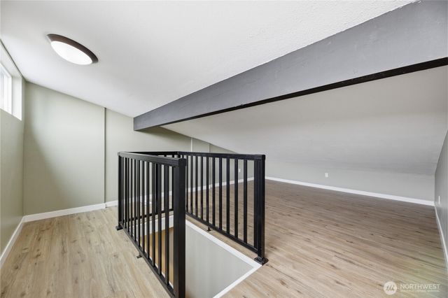 21015 30th Street Ct E, Lake Tapps, WA 98391