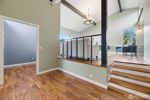 21015 30th Street Ct E, Lake Tapps, WA 98391