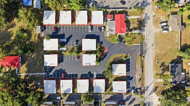 1302 MORRIS PARK, Tampa, FL 33612
