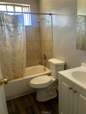 687 W 17th 4, San Bernardino, CA 92405