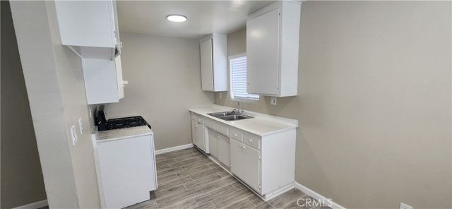 687 W 17th 4, San Bernardino, CA 92405