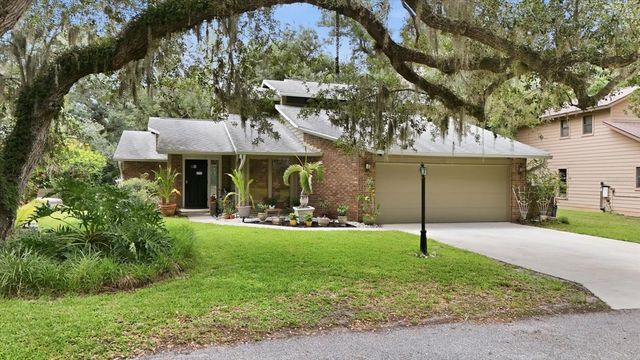 1063 GREYSTONE LANE, Sarasota, FL 34232
