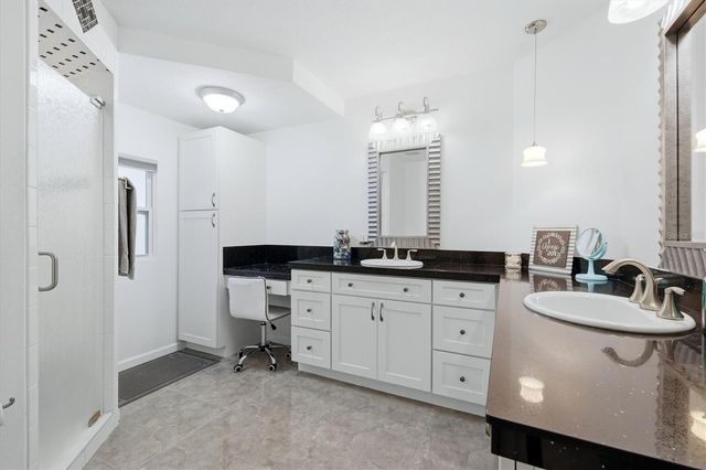 1063 GREYSTONE LANE, Sarasota, FL 34232