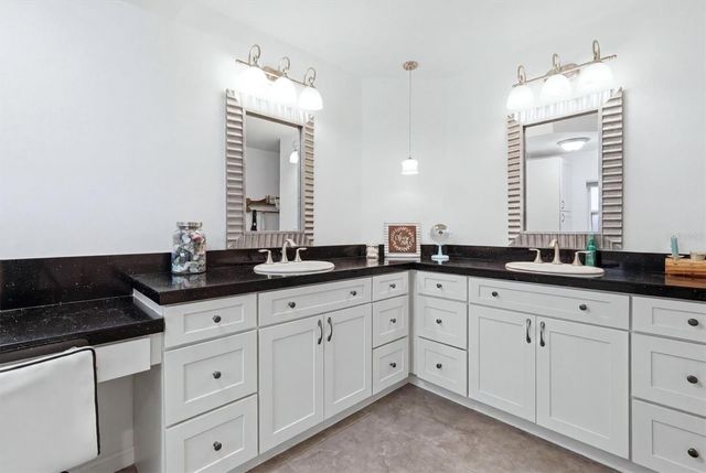 1063 GREYSTONE LANE, Sarasota, FL 34232