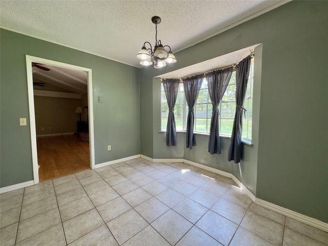 1442 Sleepy Hollow Drive, Lufkin, TX 75904