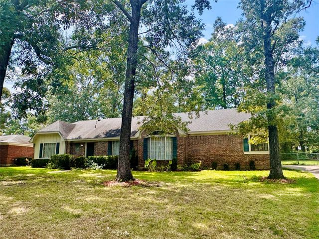 1442 Sleepy Hollow Drive, Lufkin, TX 75904