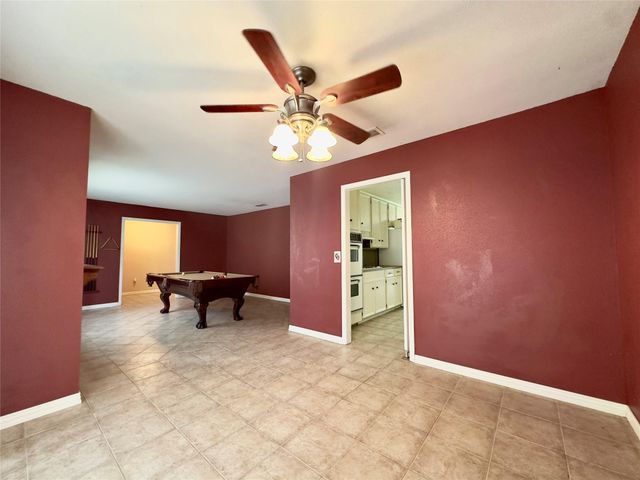 1442 Sleepy Hollow Drive, Lufkin, TX 75904