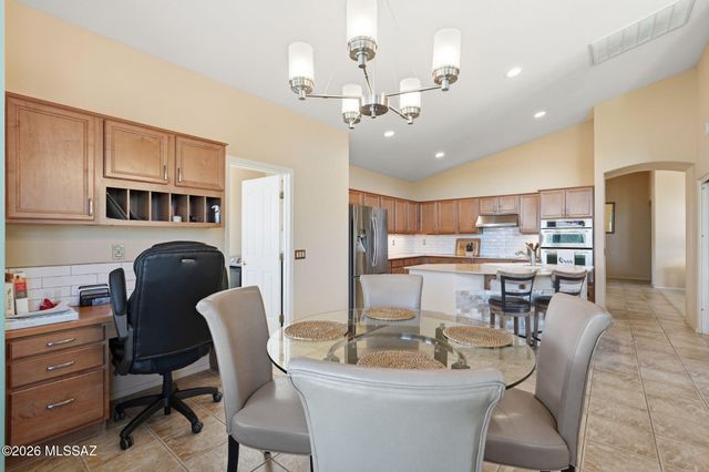 1141 N Desert Deer Pass, Green Valley, AZ 85614