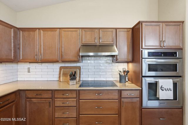 1141 N Desert Deer Pass, Green Valley, AZ 85614