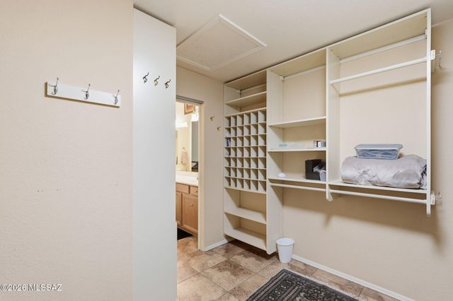 1141 N Desert Deer Pass, Green Valley, AZ 85614