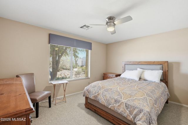 1141 N Desert Deer Pass, Green Valley, AZ 85614