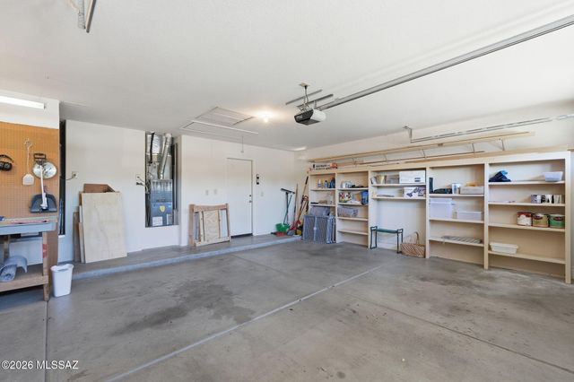 1141 N Desert Deer Pass, Green Valley, AZ 85614