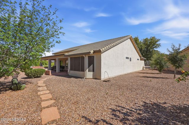 1141 N Desert Deer Pass, Green Valley, AZ 85614