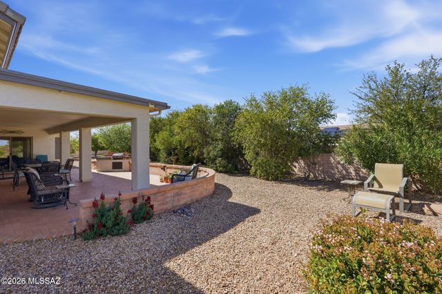 1141 N Desert Deer Pass, Green Valley, AZ 85614