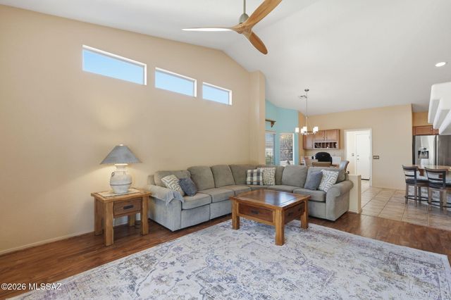 1141 N Desert Deer Pass, Green Valley, AZ 85614