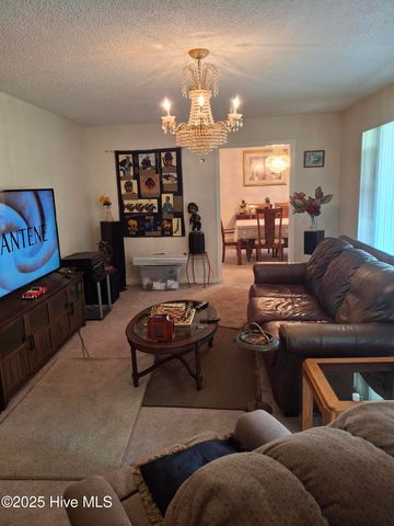 1702 Clark Avenue, New Bern, NC 28560