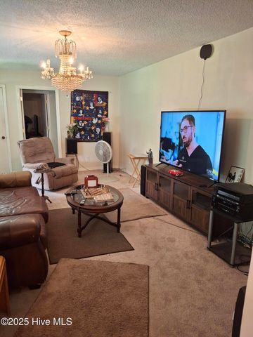 1702 Clark Avenue, New Bern, NC 28560