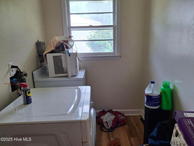 1702 Clark Avenue, New Bern, NC 28560