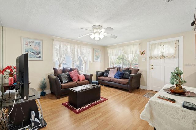 4530 72ND AVENUE N, Pinellas Park, FL 33781