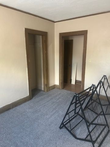 1609 17th Avenue, Rockford, IL 61104