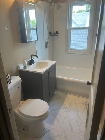 1609 17th Avenue, Rockford, IL 61104