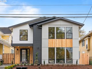 2234 Se ANKENY St 3, Portland, OR 97214