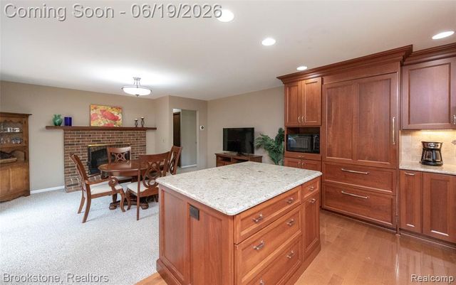 12168 Carriage Trail Circle, Davisburg, MI 48350