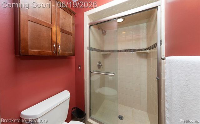 12168 Carriage Trail Circle, Davisburg, MI 48350