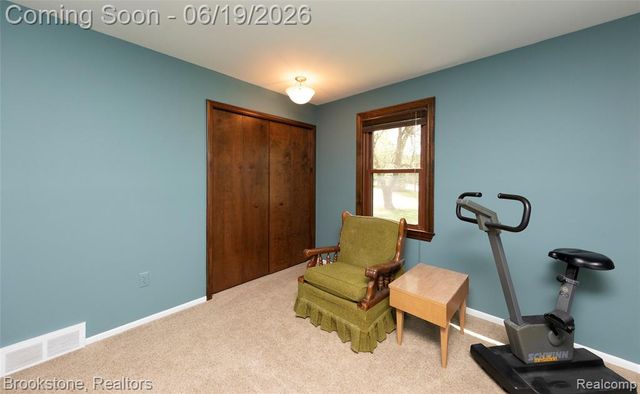12168 Carriage Trail Circle, Davisburg, MI 48350