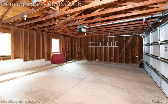 12168 Carriage Trail Circle, Davisburg, MI 48350