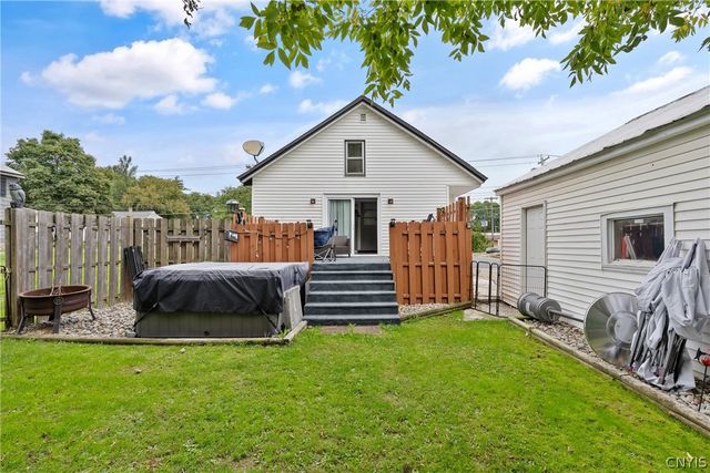 96 Syracuse Street, Van Buren, NY 13027